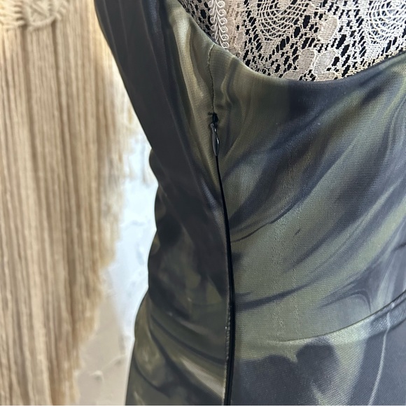 Le Chateau Y2K Ruched Dress - Picture 9 of 12